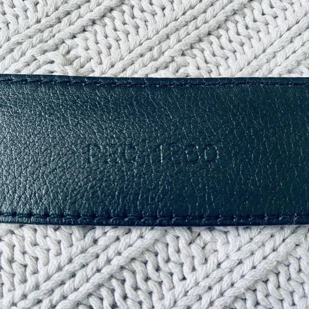 Prada black leather belt with silver buckle - Picture 6 of 10